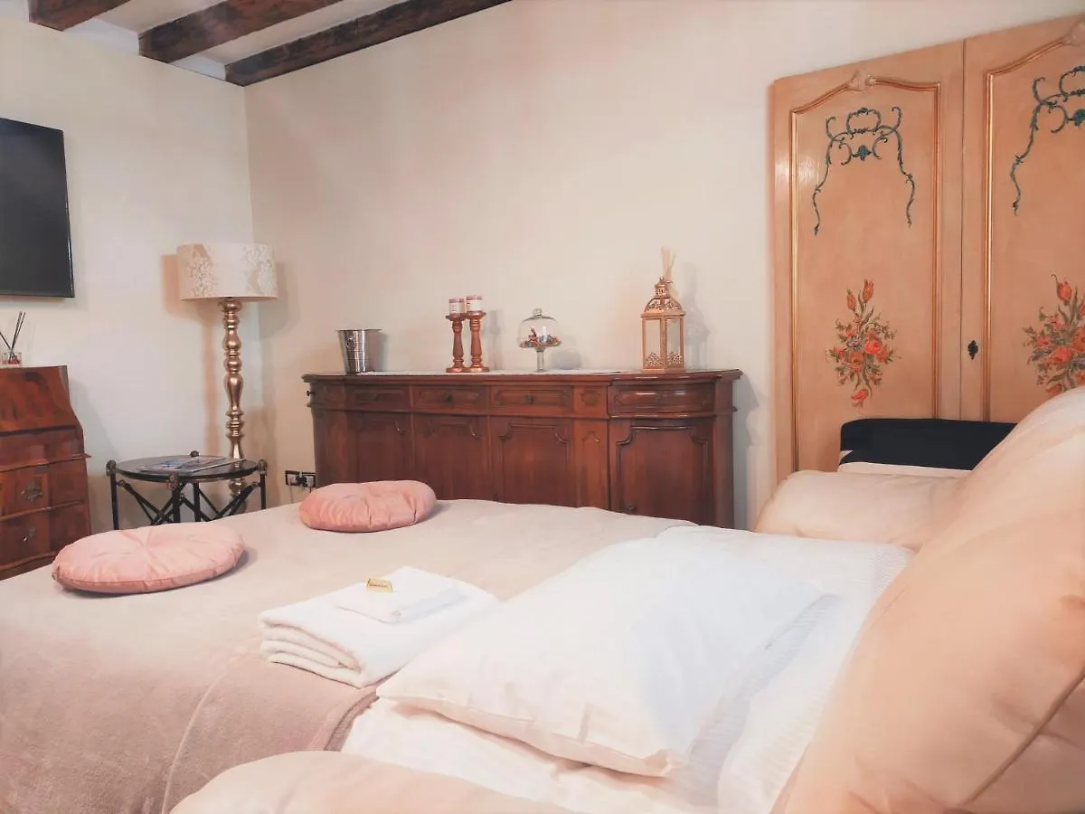 Le Pizzocchere Venice Apartment